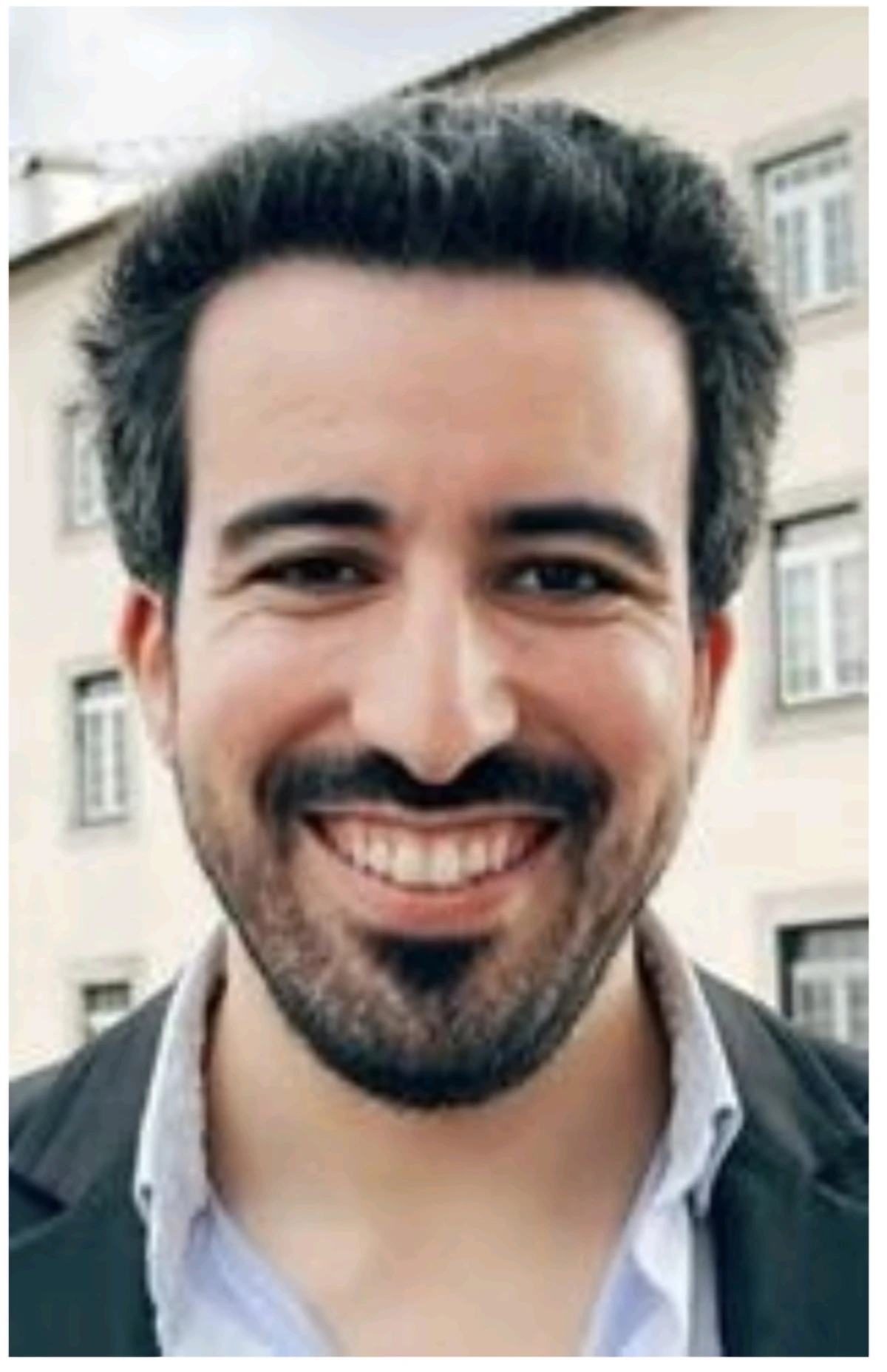 Dr. Tiago Cruz