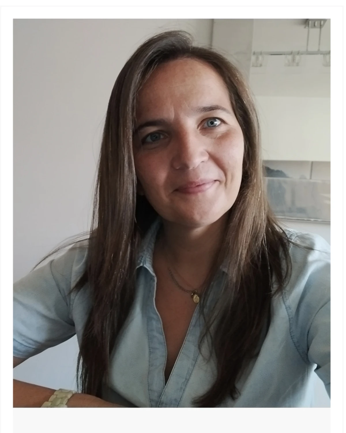 Dra. Isabel Antunes
